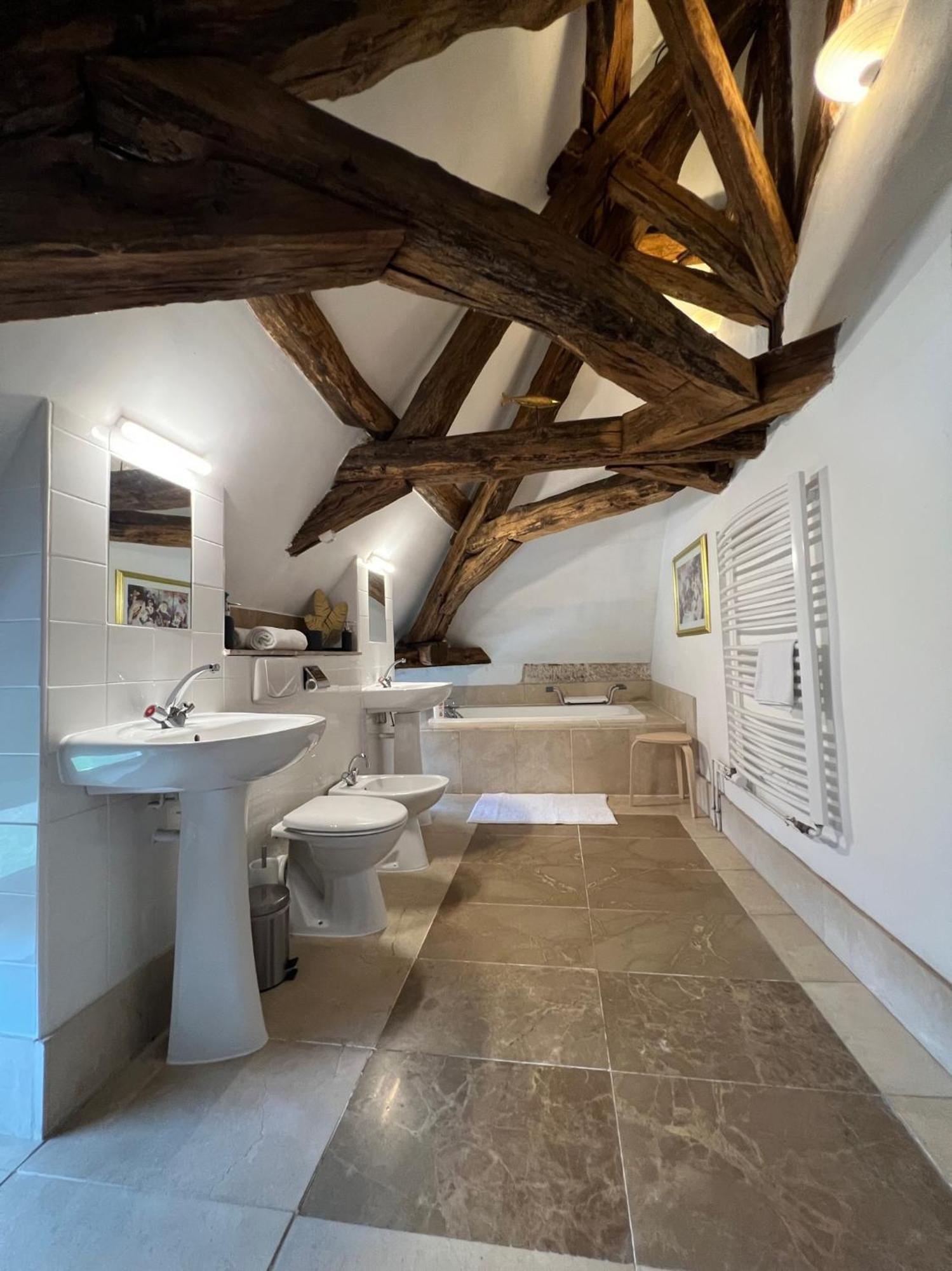 Bed and Breakfast Le Prieure De Buffon Zimmer foto